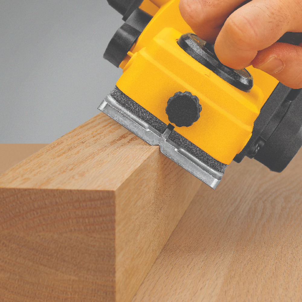 Cepillo Electrico 3-1/4P 5A Dewalt