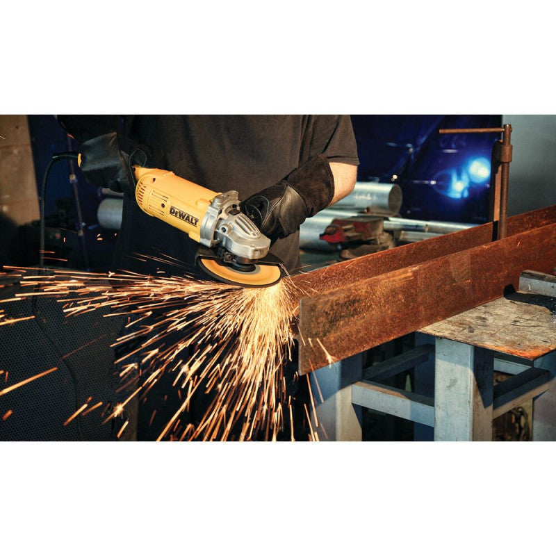 Pulidora 9" 2,600W Dewalt DWE496-B3