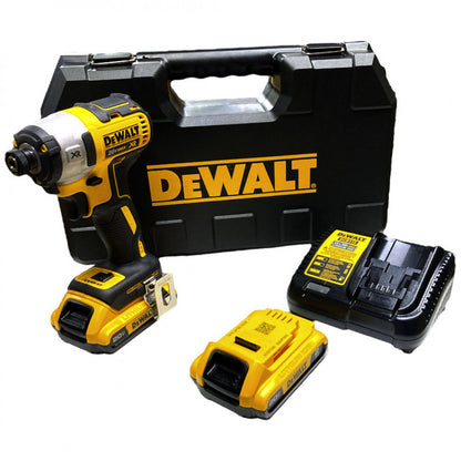 Atornillador De Impacto De 20 Voltios De Sin Carbones De 1/4 Pulg De 2 Baterias 2 Ah De Cargador De Maleta Plastica Marca Dewalt