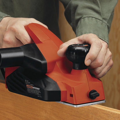 [7698-B3] -Cepillo Electrico, 3-1/4 Pulg, 650 Watts, 16,500 Rpm. Marca Black And Decker