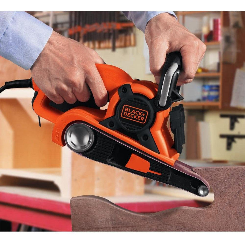 [DS321  1] -Lijadora De Banda, 3 X 21 Pulg, 720 Watts, 660 Rpm. Marca Black And Decker
