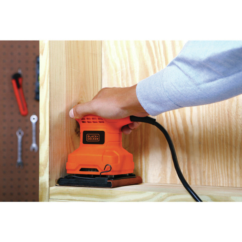[BS200-B3] -Lijadora Orbital, 1/4 De Hoja, 200 Watts. Marca Black And Decker