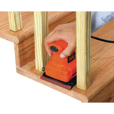 [BS200-B3] -Lijadora Orbital, 1/4 De Hoja, 200 Watts. Marca Black And Decker