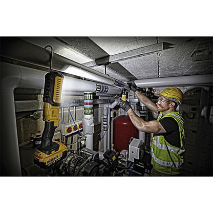 [DCL050] -Linterna/Lampara Led, 20 Voltios, 800 Y 250 Lumens, Sin Bateria Ni Cargador. (Bare Tool) Dewalt