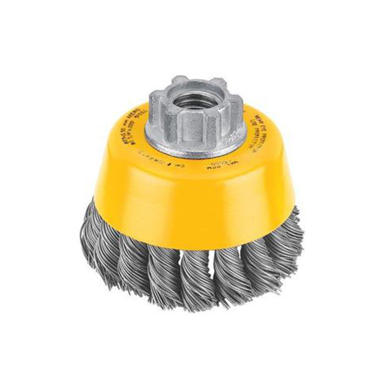 [DW4916] -Cepillo De Copa 4 Pulg, Acero Trenzado, Eje 5/8 Pulg-11, 9,000 Rpm, Acero De Carbono .023. Marca Dewalt
