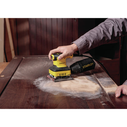 [SS24-B3] -Lijadora De Palma, 1/4 De Hoja, Orbital, 240 Watts, Con Recolector De Polvo. Marca Stanley