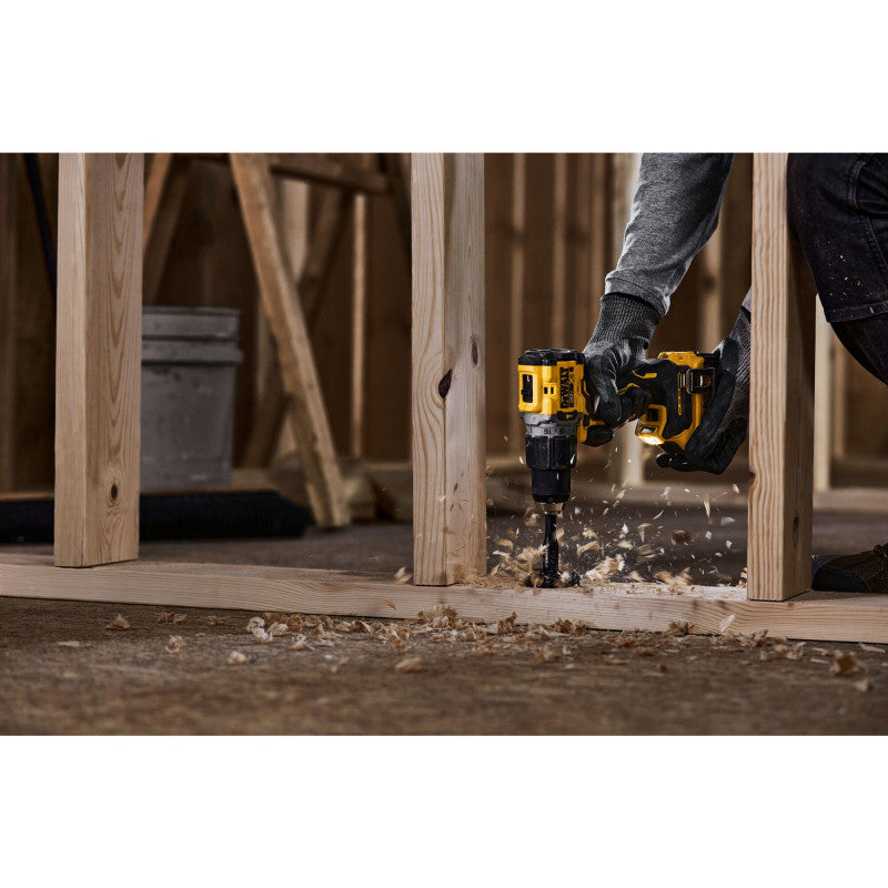 [DCD805D2-B3] -Barreno/Taladro Percutor Xr, 1/2 Pulg, 20 Voltios, Sin Carbones, 2 Baterias, Cargador Y Bolsa De Nylon. Marca Dewalt
