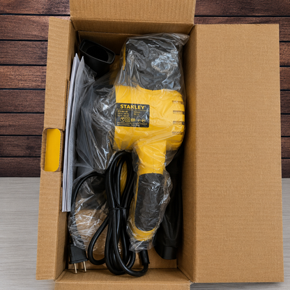 [SB90-B3] -Lijadora De Banda, 3 X 21 Pulg, 900 Watts, Velocidad Variable. Marca Stanley