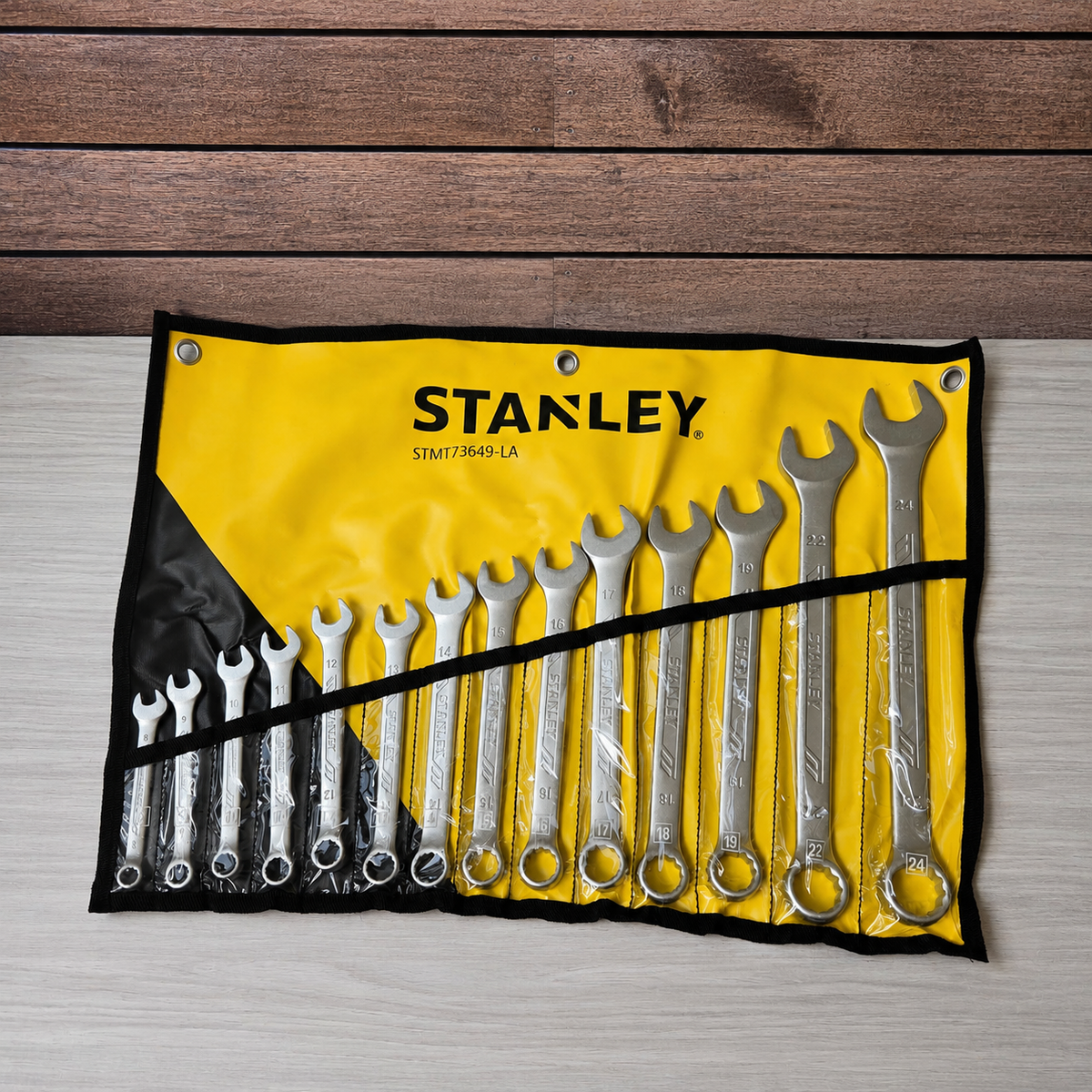 [STMT73649-LA] -Juego De 14 Llaves Combinadas Antislip Milimetricas Incluye 8, 9, 10, 11, 12, 13, 14, 15, 16, 17, 18, 19, 22, 24.Stanley