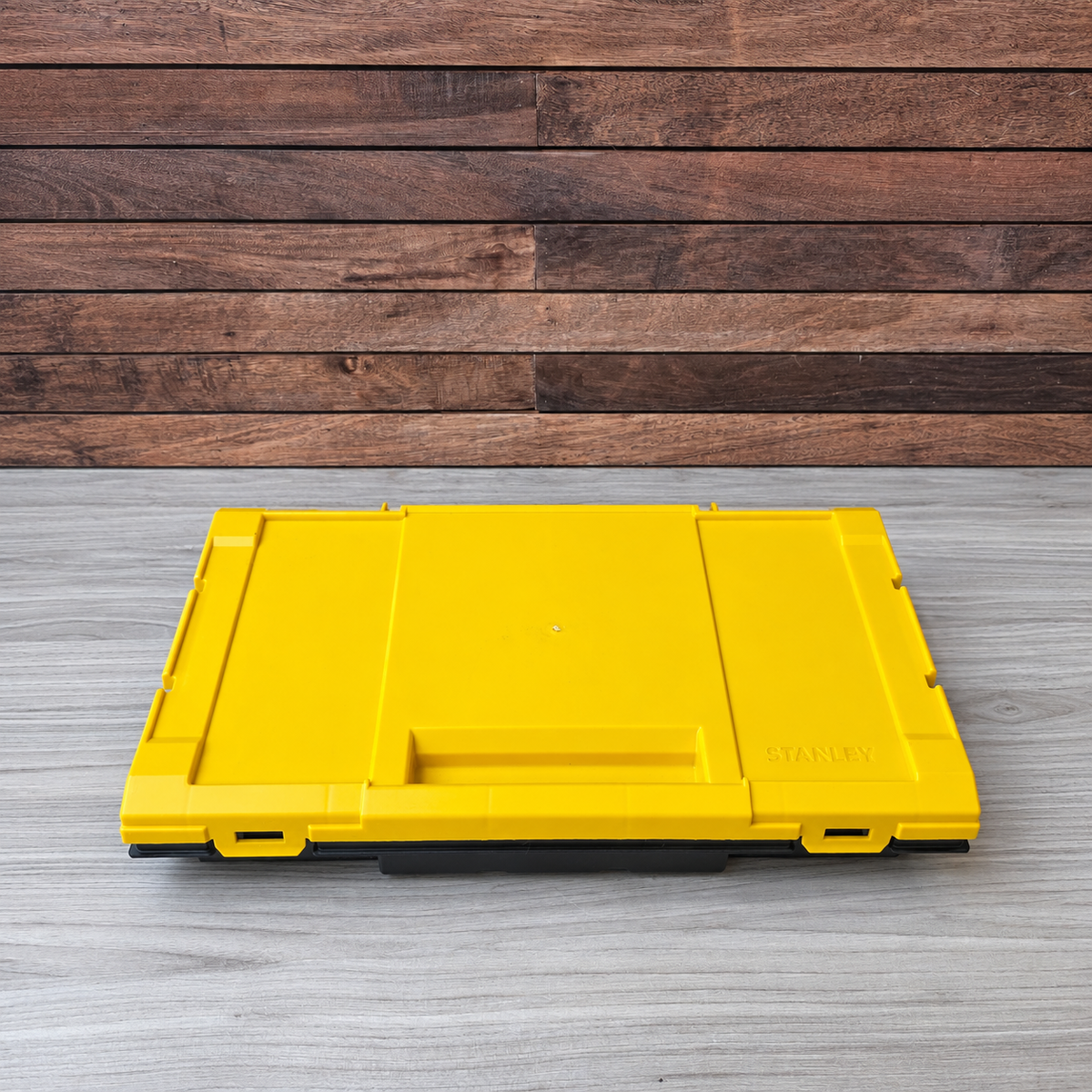 [STST18613] -Caja Para Herramientas,Gabinete Rodante, 3 En 1, Ancho 18-3/8 Pulg, Alto 11 Pulg, Profundidad 24-3/4. Stanley