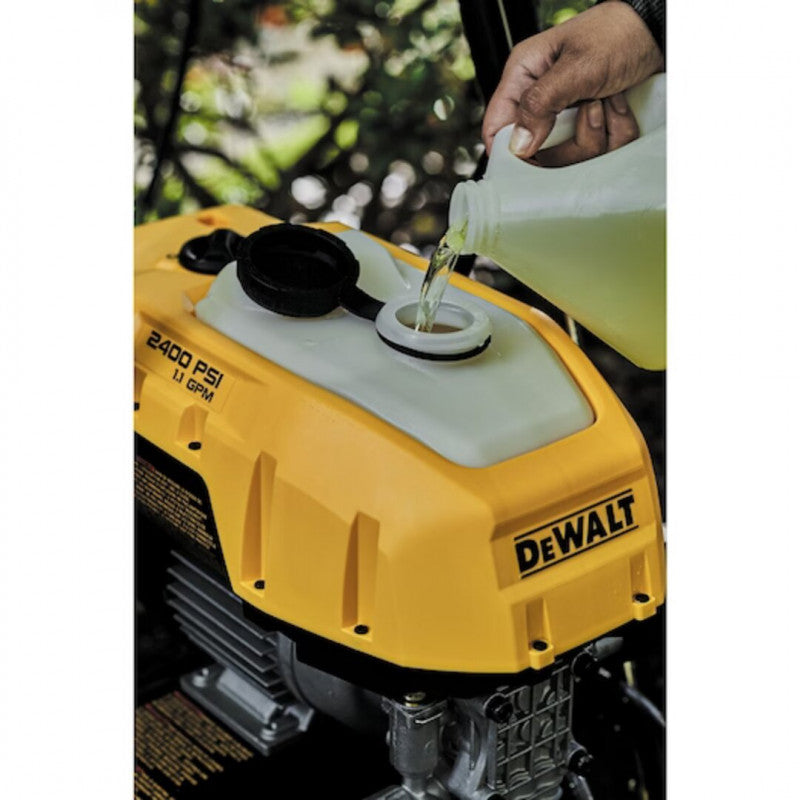 HIDROLAVADORA A PRESION ELECTRICA DE AGUA FRIA, 13 AMPERIOS, 2,400 PSI, MARCA DEWALT