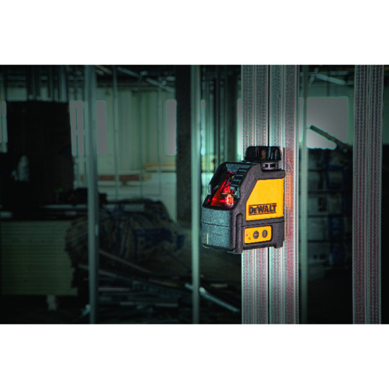 [DW088K] -Nivel Laser, 15 Metros, 2 Lineas Rojas, Linea Horizontal Y Vertical. Marca Dewalt